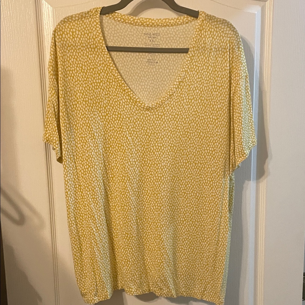 Nine West Yellow Patterned Short Sleeve Top